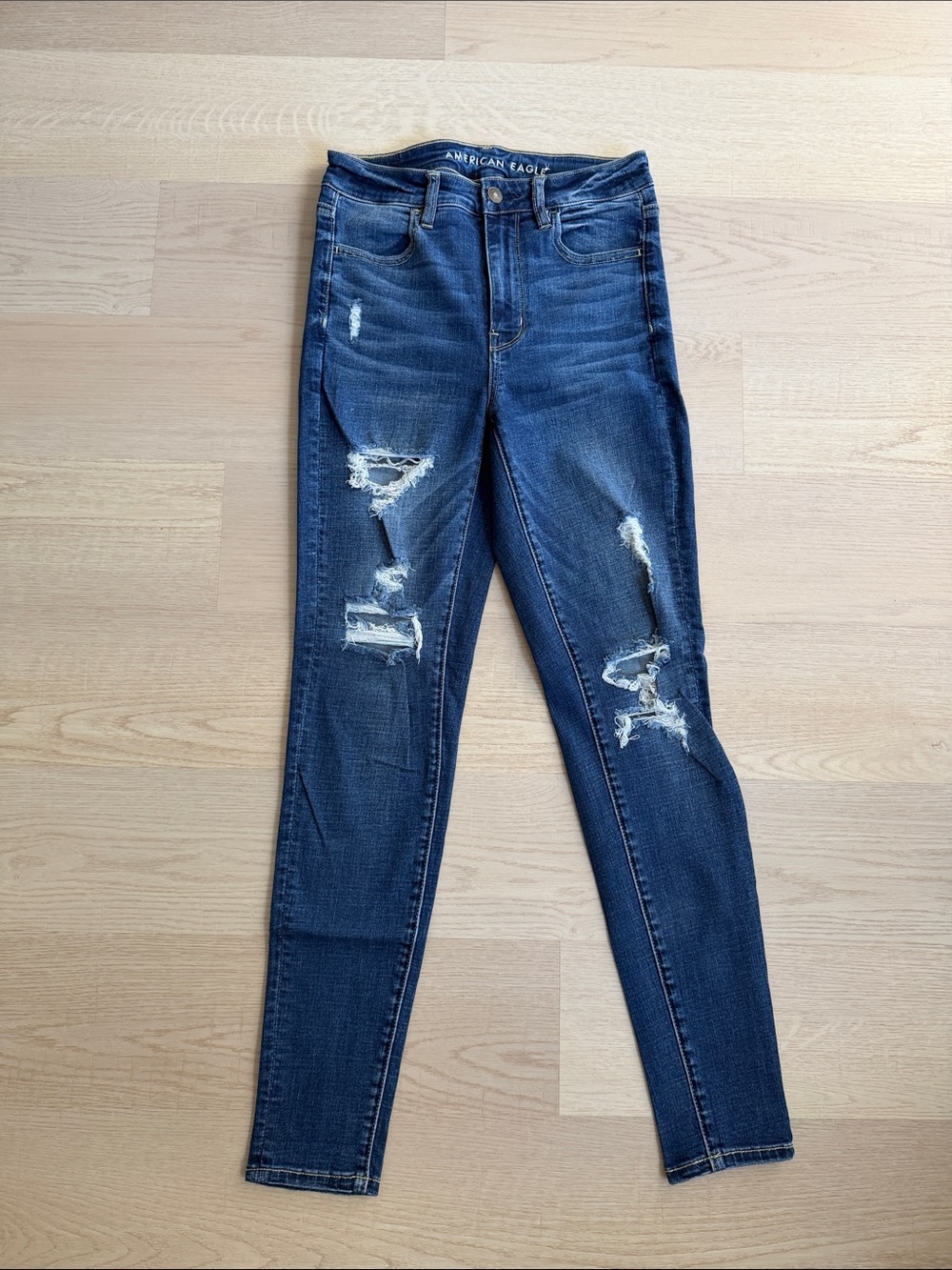 American Eagle Outfitters Women's Dark Blue Ripped Super Skinny Jeans Size 4